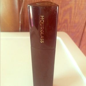 Hourglass Vanish Foundation Stick